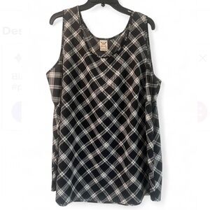 Faded Glory Black and White Checkered Tank Top